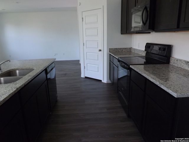 3411 Rancho Primera, San Antonio, TX 78224