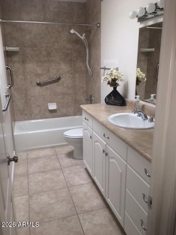 5326 N LAS CASITAS Place, Phoenix, AZ 85016