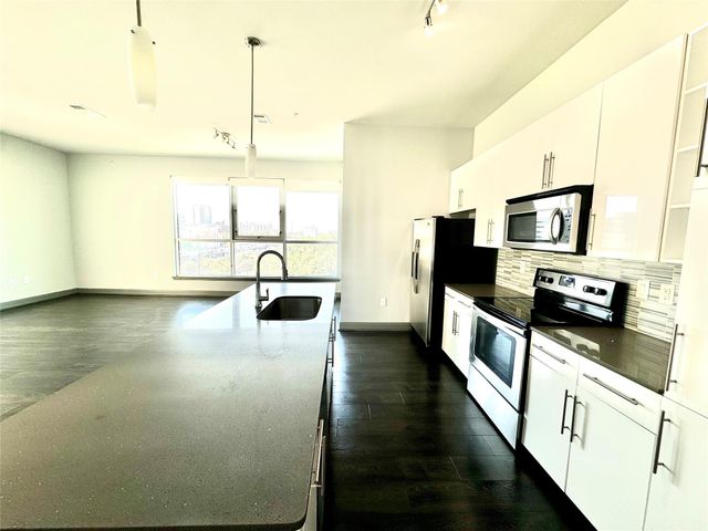 3788 Richmond Avenue 1233, Houston, TX 77046