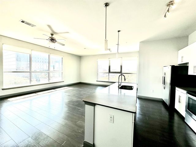 3788 Richmond Avenue 1233, Houston, TX 77046