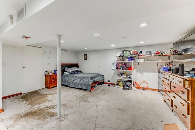 2816 E 127th Street, Chicago, IL 60633