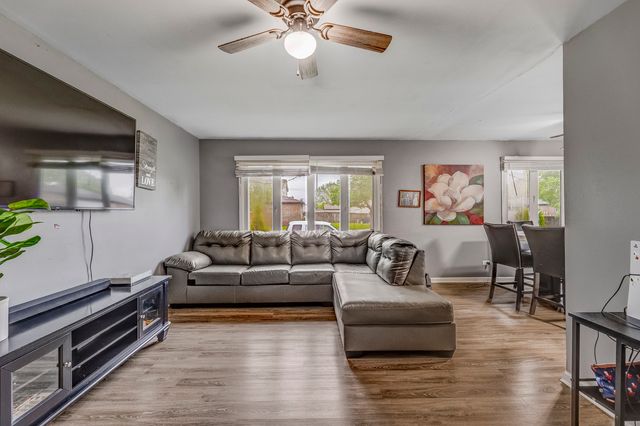 2816 E 127th Street, Chicago, IL 60633