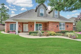 3602 NW Julie Dr, Lawton, OK 73505