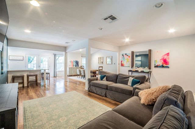 7007 West Gate BLVD, Austin, TX 78745