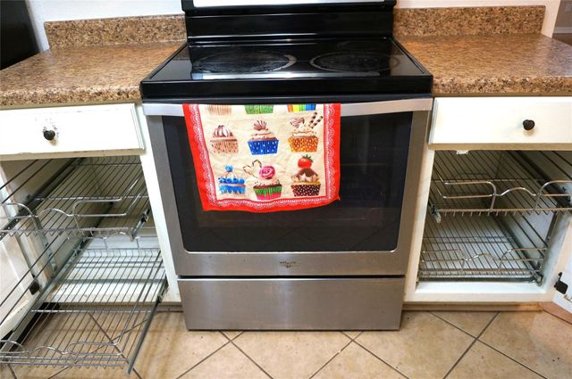 718 Silverpines Road, Houston, TX 77062