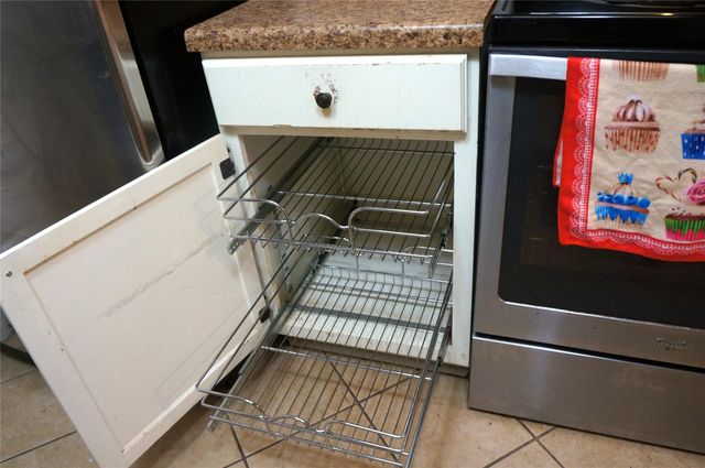 718 Silverpines Road, Houston, TX 77062