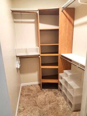 718 Silverpines Road, Houston, TX 77062