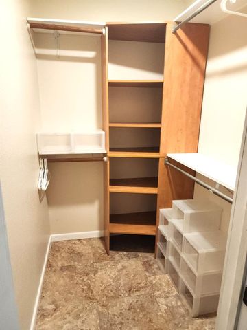 718 Silverpines Road, Houston, TX 77062