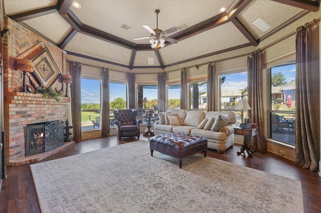 2021 Kings Pass, Heath, TX 75032