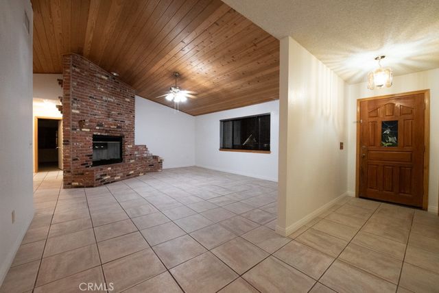 15150 Riverside, Apple Valley, CA 92307