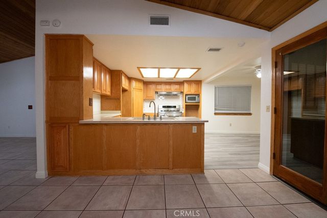 15150 Riverside, Apple Valley, CA 92307