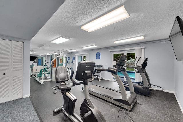 3909 N Ocean Boulevard 301, Fort Lauderdale, FL 33308