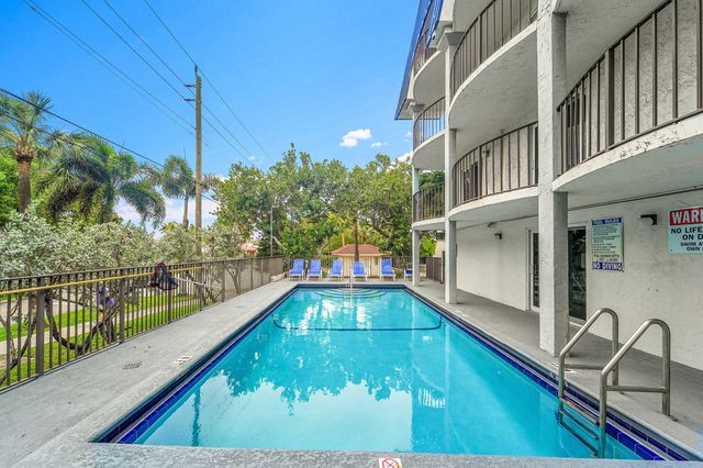 3909 N Ocean Boulevard 301, Fort Lauderdale, FL 33308