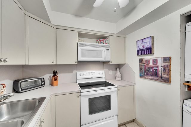 3909 N Ocean Boulevard 301, Fort Lauderdale, FL 33308