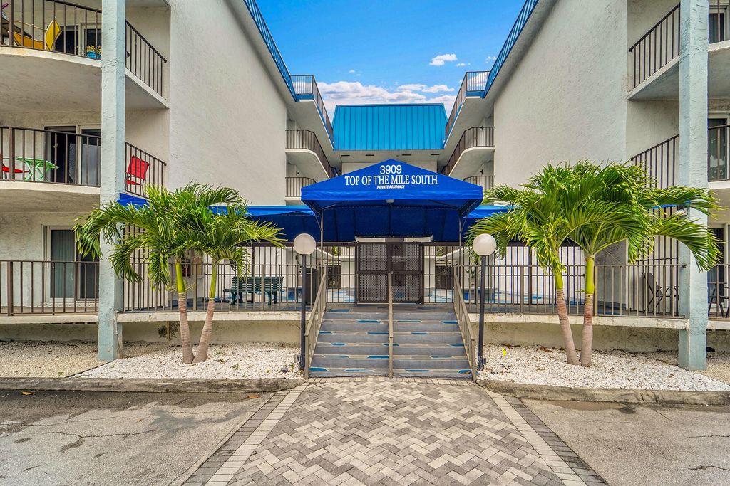 3909 N Ocean Boulevard 301, Fort Lauderdale, FL 33308