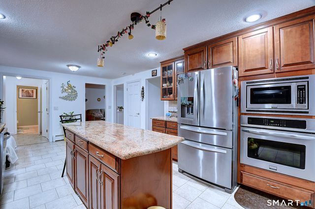 132 Woodfield Crossing, Rocky Hill, CT 06067