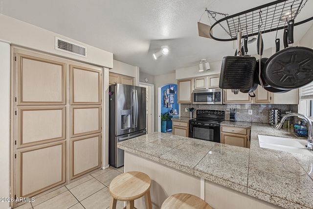 3105 E ESCUDA Road, Phoenix, AZ 85050