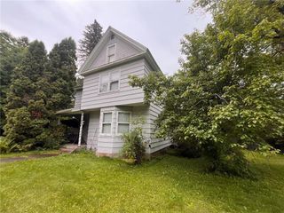 315 E Kentucky Street, Saint Croix Falls, WI 54024