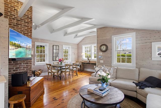 9 Lily Street, Nantucket, MA 02564