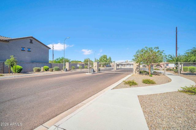 5805 N 71ST Drive, Glendale, AZ 85303