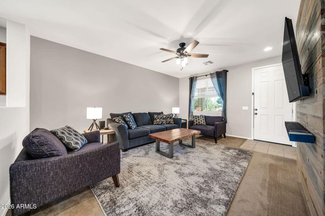 5805 N 71ST Drive, Glendale, AZ 85303