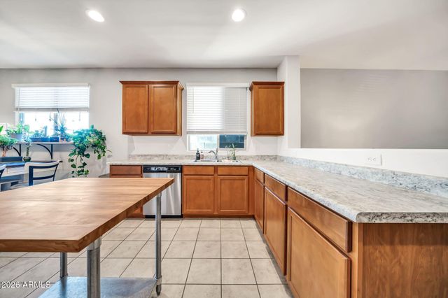 5805 N 71ST Drive, Glendale, AZ 85303
