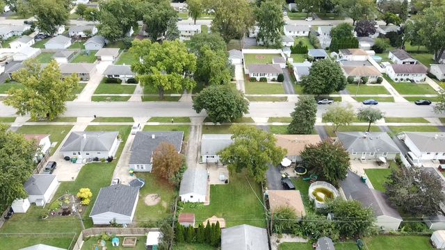 815 Pearson Drive, Joliet, IL 60435