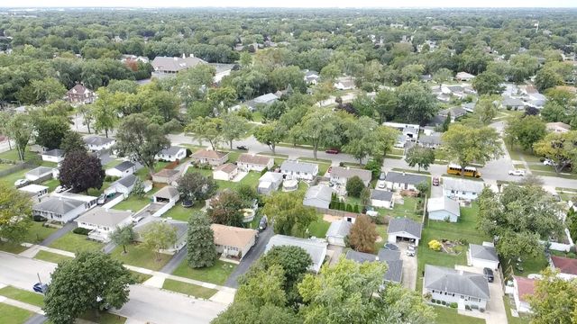 815 Pearson Drive, Joliet, IL 60435