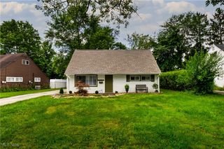 2379 Clyde Street, Poland, OH 44514