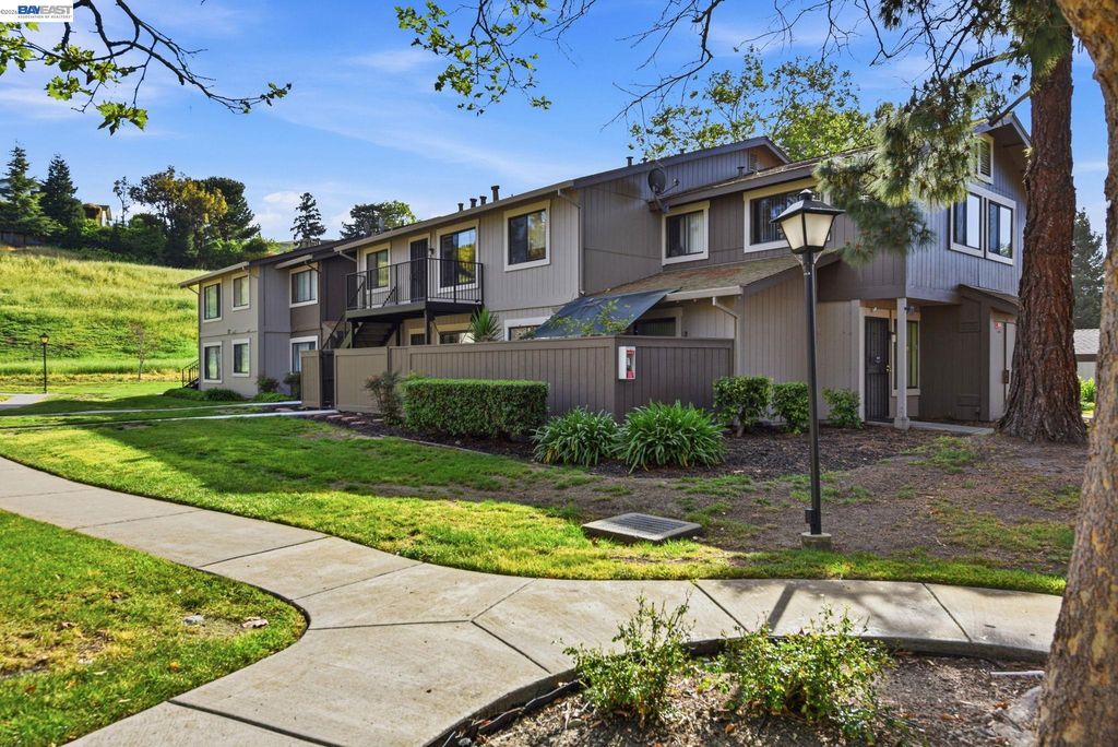 246 Galano Plz, Union City, CA 94587
