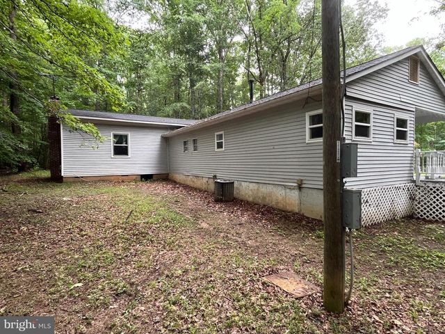 9809 PEPPERTREE RD, Spotsylvania, VA 22553