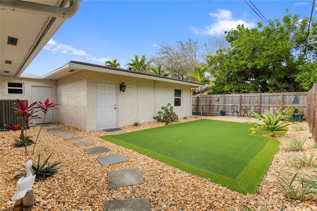 1650 NE 27th Avenue, Pompano Beach, FL 33062