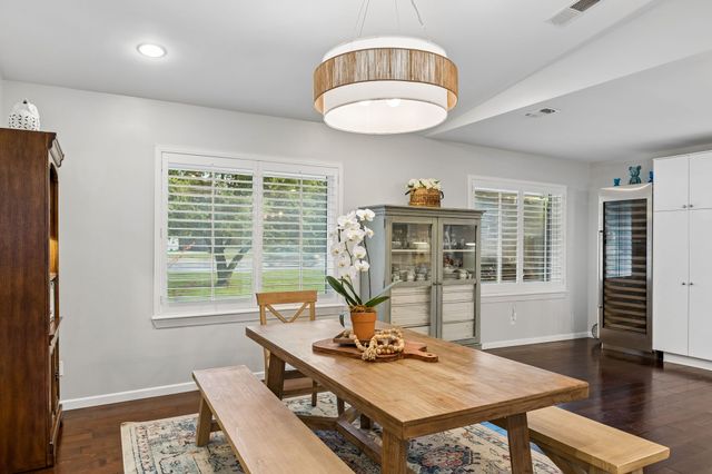 5709 Forest Lane, Dallas, TX 75230