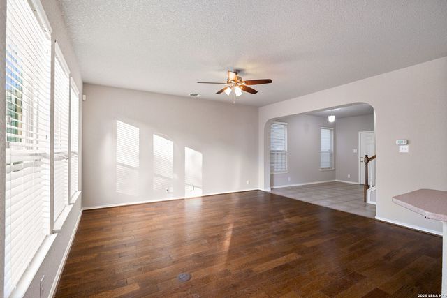 5435 Bright Run, San Antonio, TX 78240