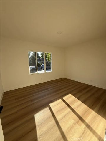 7012 Balcom Ave. Avenue, Reseda, CA 91335