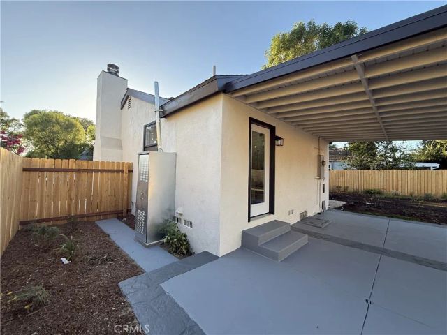 7012 Balcom Ave. Avenue, Reseda, CA 91335