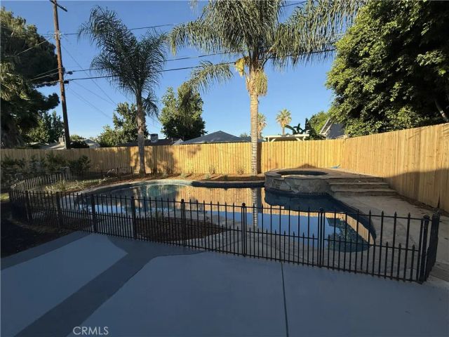 7012 Balcom Ave. Avenue, Reseda, CA 91335