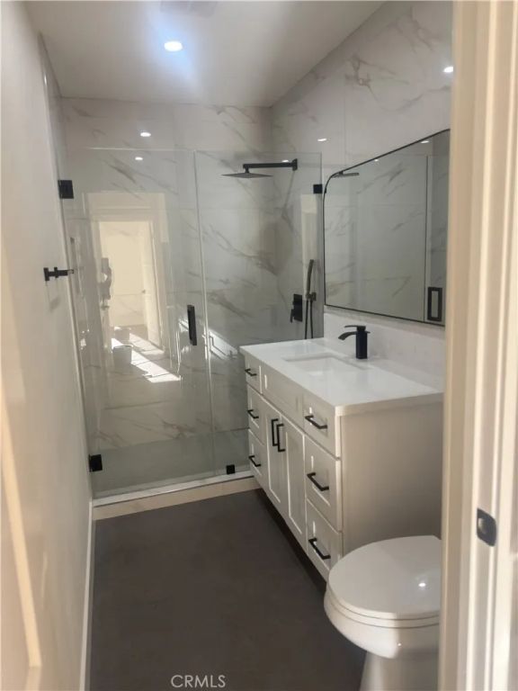 7012 Balcom Ave. Avenue, Reseda, CA 91335