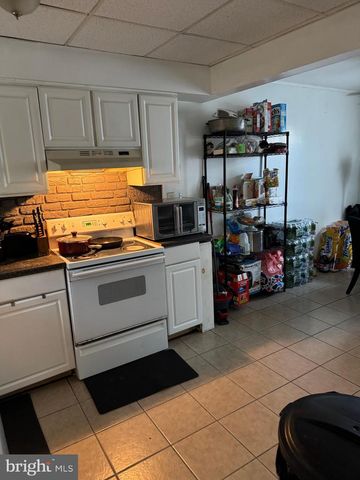 36 EDINSHIRE RD, Sicklerville, NJ 08081