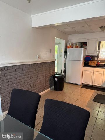 36 EDINSHIRE RD, Sicklerville, NJ 08081