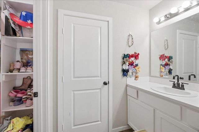 9807 Virginia Avenue, Lubbock, TX 79424