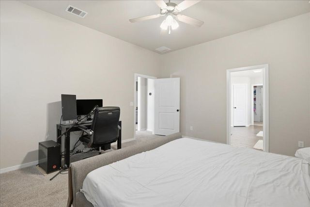 9807 Virginia Avenue, Lubbock, TX 79424