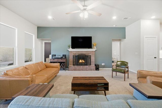 9807 Virginia Avenue, Lubbock, TX 79424