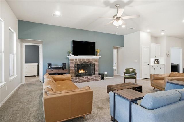 9807 Virginia Avenue, Lubbock, TX 79424