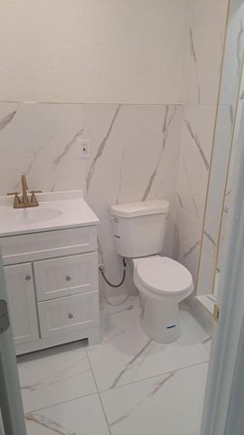 1405 W RAMBLA STREET, Tampa, FL 33612