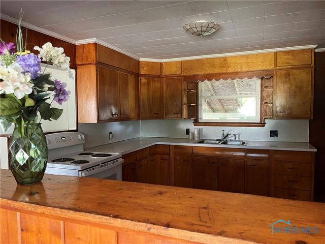 612 S Pleasant Street, Montpelier, OH 43543