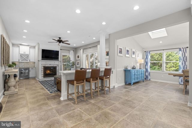 889 LYNCH DR, Arnold, MD 21012