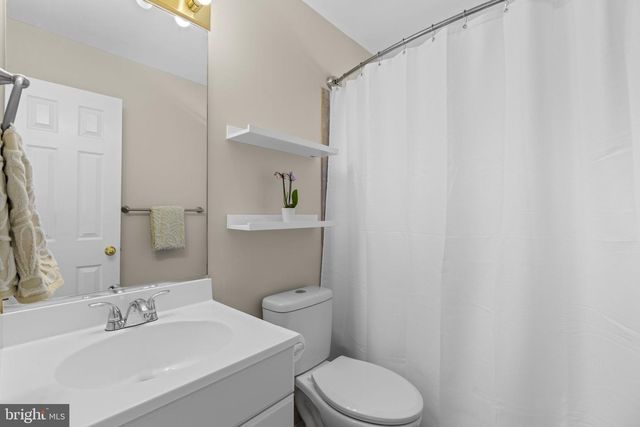 889 LYNCH DR, Arnold, MD 21012