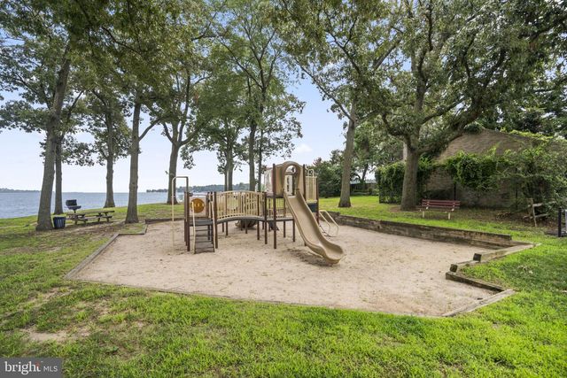 889 LYNCH DR, Arnold, MD 21012