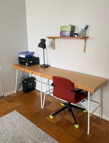 77 Pond Ave 703, Brookline, MA 02445
